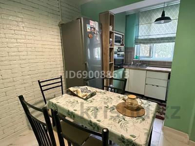 4-бөлмелі пәтер · 82 м² · 1/5 қабат, Спортивный 11 — Диагностический центр, бағасы: 33 млн ₸ в Шымкенте, Туран р-н