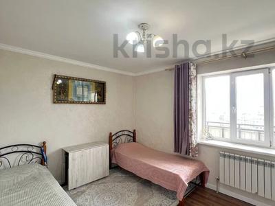 2-комнатная квартира · 69 м² · 15/17 этаж, Жандосова за 52 млн ₸ в Алматы, Ауэзовский р-н