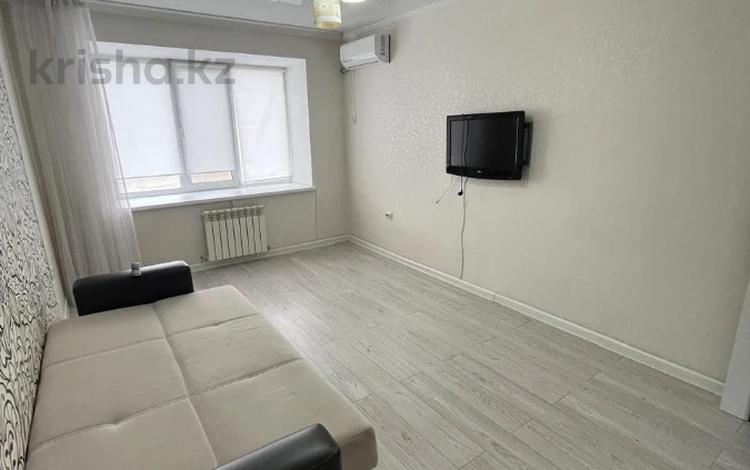 1-бөлмелі пәтер · 42.9 м² · 2/5 қабат, мкр. Алтын орда, Тауелсиздик, бағасы: 19 млн ₸ в Актобе — фото 9