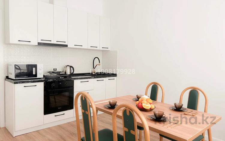2-бөлмелі пәтер · 55 м² · 9 қабат, Торекулова 95/5, бағасы: 22 000 ₸ в Алматы, Алмалинский р-н — фото 2