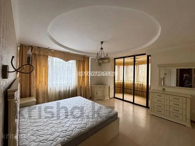 4-комнатная квартира · 150 м², Аль-Фараби 53 за 900 000 〒 в Алматы, Бостандыкский р-н