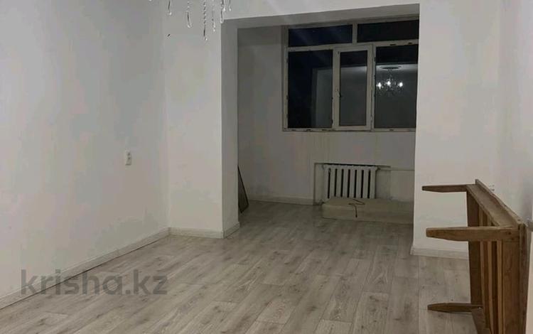 2-бөлмелі пәтер · 55 м² · 4/4 қабат, САСБУКАЕВА 38 — ИЛЬЯЕВА / ЗА ПРОКУРАТУРОЙ, бағасы: 19.5 млн ₸ в Шымкенте, Енбекшинский р-н — фото 2