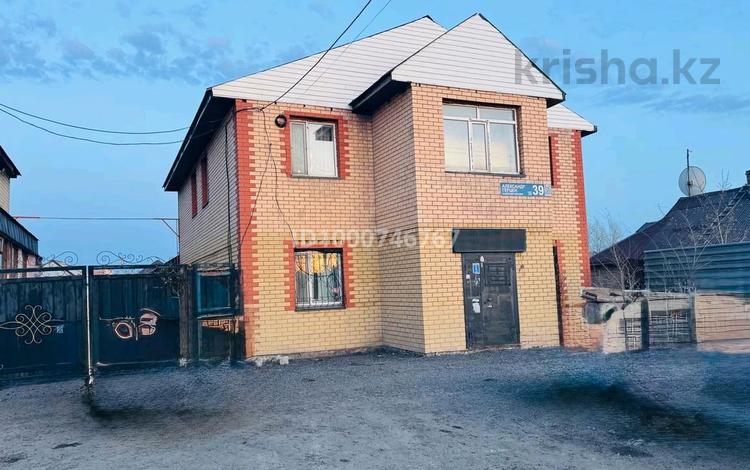 Отдельный дом · 10 комнат · 800 м² · 15 сот., Герцена 39 — Толеубаева за 100 млн ₸ в Астане, Сарыарка р-н — фото 2
