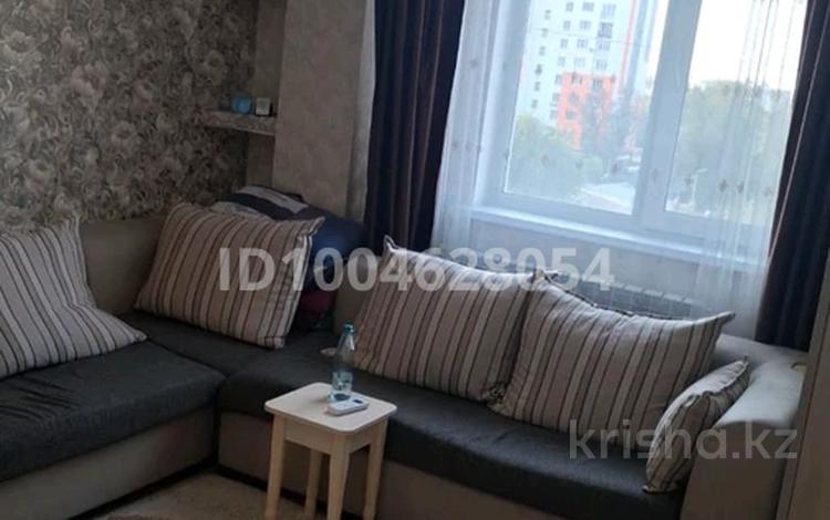 2-бөлмелі пәтер · 56 м² · 5/10 қабат, мкр №1, Аксай - 1 11/7, бағасы: 300 000 ₸ в Алматы, Ауэзовский р-н — фото 2