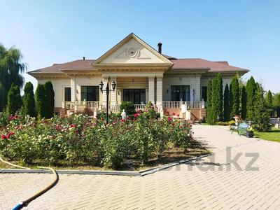 Отдельный дом · 10 комнат · 1200 м² · 68 сот., Молшылык 16 за 2.5 млрд 〒 в Алматы, Бостандыкский р-н