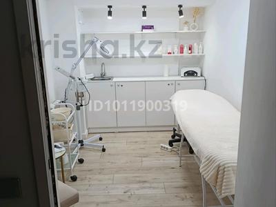 Салоны красоты · 8 м² за 180 000 ₸ в Астане, Нура р-н