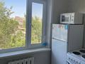 2-бөлмелі пәтер · 45 м² · 3 қабат, Сванкулова 4, бағасы: 150 000 ₸ в Балхаше — фото 2