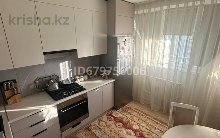 3-комнатная квартира · 72 м² · 9/9 этаж, мкр Аксай-3 6 — Толеби Момышулы за 50 млн ₸ в Алматы, Ауэзовский р-н — фото 12