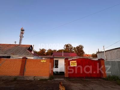 Отдельный дом · 9 комнат · 160 м² · 2 сот., Переулок орталық 33/2 — Үй Акиматтың жанында за 38 млн 〒 в Абае