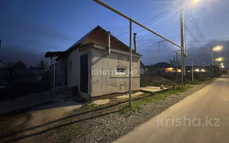 Отдельный дом · 2 комнаты · 70 м² · 5 сот., мкр Альмерек за 30 млн ₸ в Алматы, Турксибский р-н — фото 2