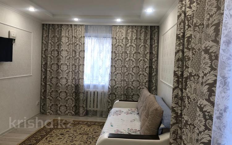 2-комнатная квартира · 50 м² · 2/8 этаж, мкр Новый Город, Бухар жырау 11 за 12 000 ₸ в Караганде, Казыбек би р-н — фото 2