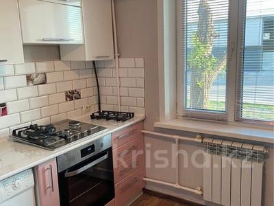 1-комнатная квартира · 33 м² · 1/5 этаж, Ульянова за 130 000 〒 в Петропавловске
