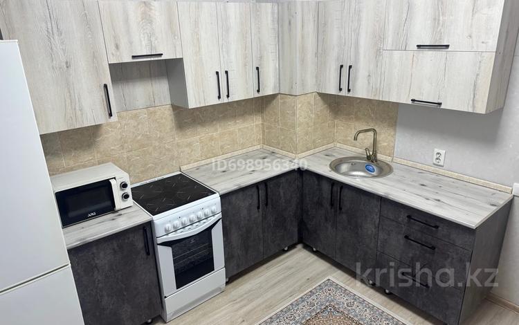 1-комнатная квартира · 42 м², Есенберлина 13/7 за 170 000 ₸ в Усть-Каменогорске — фото 15