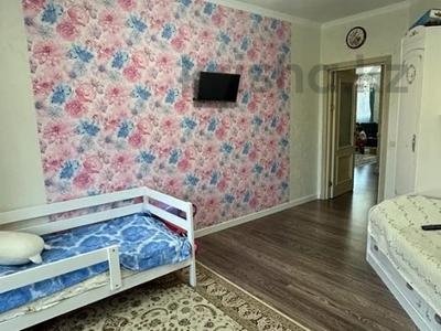 3-комнатная квартира · 99.6 м² · 2/5 этаж, мкр. Алтын орда за 35 млн ₸ в Актобе