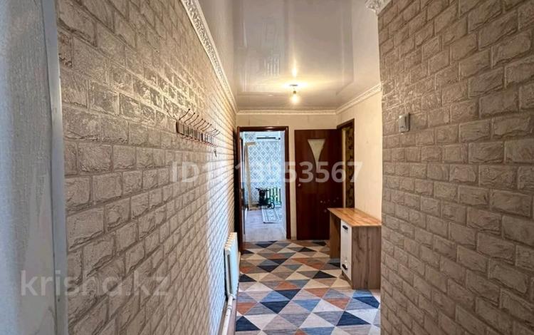 2-бөлмелі пәтер · 60 м² · 2/2 қабат, Маханбетов 31 8 — Жазира магазин, бағасы: 7.5 млн ₸ в Тасбогете — фото 2