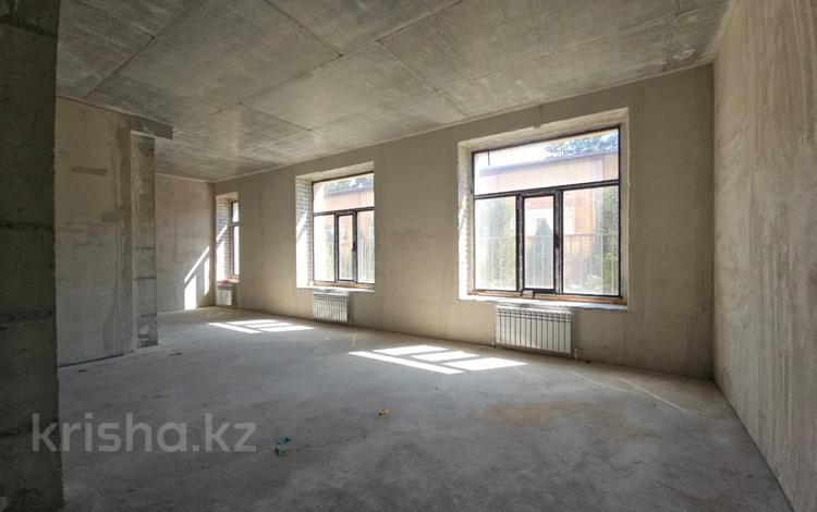 3-комнатная квартира · 129.8 м² · 1/10 этаж, Луначарского 6/1 за 66.5 млн ₸ в Павлодаре — фото 2