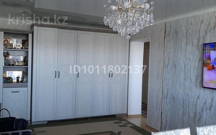 3-бөлмелі пәтер · 62 м² · 9/9 қабат, Первомайская 37, бағасы: 26 млн ₸ в Семее — фото 2