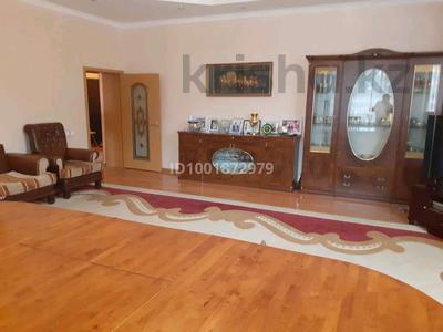 4-комнатная квартира · 140 м² · 2/13 этаж, Тыныбаева 33 за 75 млн 〒 в Шымкенте, Аль-Фарабийский р-н