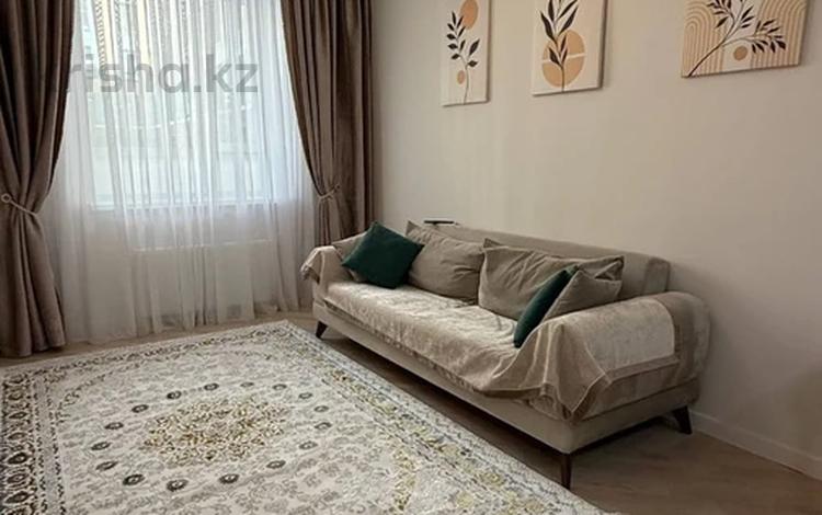 2-комнатная квартира · 38.8 м², Шамши Калдаяков 25а — Жумекен Нажимеденов за 280 000 ₸ в Астане, Алматы р-н — фото 2