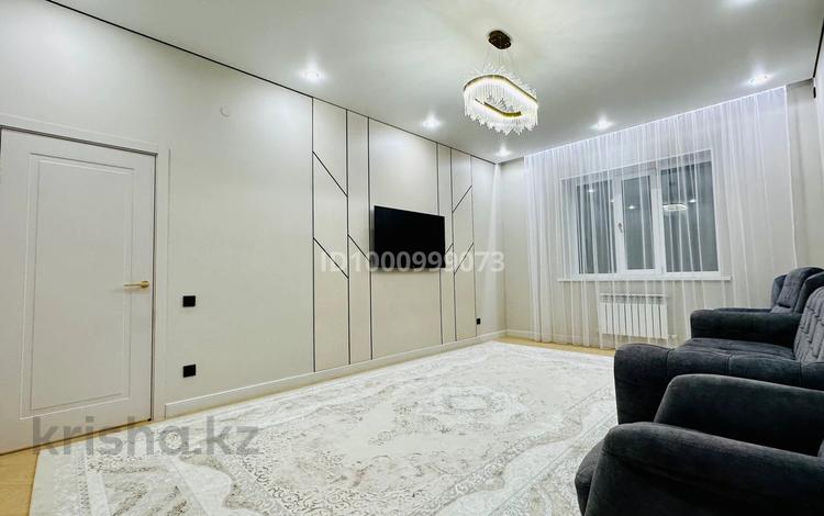 2-бөлмелі пәтер · 80 м² · 5/5 қабат, мкр. Алтын орда, Мангилик ел 30Б/1, бағасы: 19 000 ₸ в Актобе — фото 2