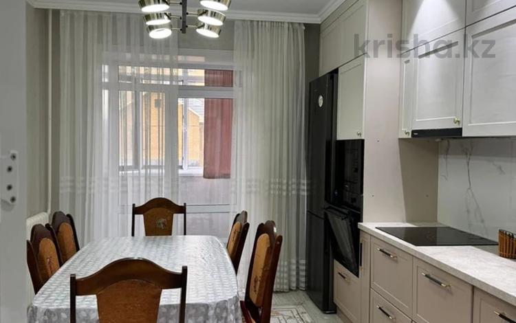 2-комнатная квартира · 75 м² · 2/10 этаж, Гоголя 106 за 350 000 ₸ в Семее — фото 2