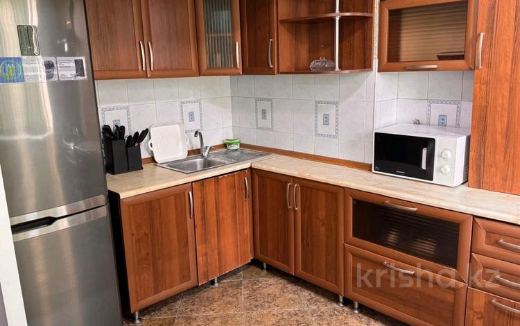 3-комнатная квартира · 65 м² · 4/4 этаж, Тауке хан 4 — МОМУШУЛЫ за 250 000 ₸ в Шымкенте, Аль-Фарабийский р-н — фото 4