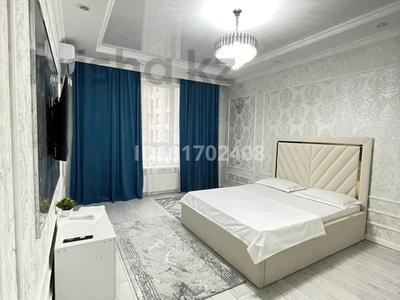 1-комнатная квартира, 54 м², 9/16 этаж посуточно, Назарбаева 14а за 18 000 〒 в Шымкенте