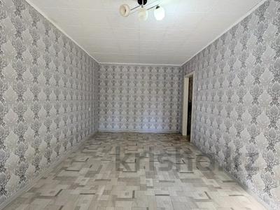 1-комнатная квартира · 33 м² · 1/5 этаж, Матросова за 10.8 млн 〒 в Уральске