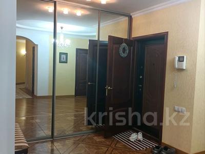 4-бөлмелі пәтер · 180 м² · 4/9 қабат, Кулманова 1, бағасы: 500 000 ₸ в Атырау