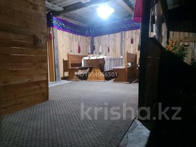 Отдельный дом · 4 комнаты · 140 м² · 14 сот., 11 водная 21 за 28 млн ₸ в Семее