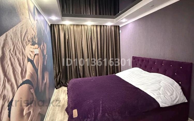 2-комнатная квартира · 60 м² · 2/9 этаж, Шакарима 13 — Квартира в центре города за 17 000 ₸ в Семее — фото 2