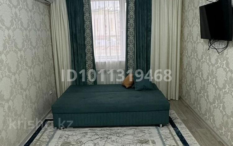 1-бөлмелі пәтер · 40 м² · 2/5 қабат, 32Б ш/а. 15, бағасы: 10 000 ₸ в Актау, 32Б мкр — фото 2