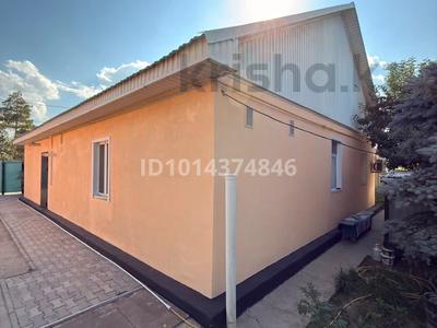 Отдельный дом · 4 комнаты · 140 м² · 5 сот., Сазда-3, Радистов — Переулок Спартак за 46 млн ₸ в Актобе