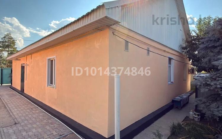 Отдельный дом · 4 комнаты · 140 м² · 5 сот., Сазда-3, Радистов — Переулок Спартак за 46 млн ₸ в Актобе — фото 2