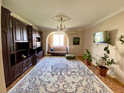 3-комнатная квартира · 65.7 м² · 5/5 этаж, Сатпаев 5 — Между обл судом и музыкальной академии за 24 млн ₸ в Атырау, мкр Авангард-4