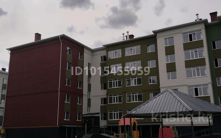 2-бөлмелі пәтер · 68 м² · 3/5 қабат, Алтын орда ш/а., Микрорайон Батыс-2 49Л, бағасы: 17.5 млн ₸ в Актобе, мкр. Алтын орда — фото 2