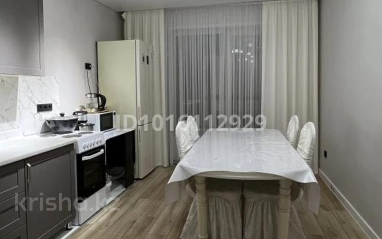 2-комнатная квартира · 57 м² · 5/16 этаж, Наурызбай батыра 99/1 — Алмалы за 280 000 ₸ в Алматы, Алмалинский р-н — фото 2