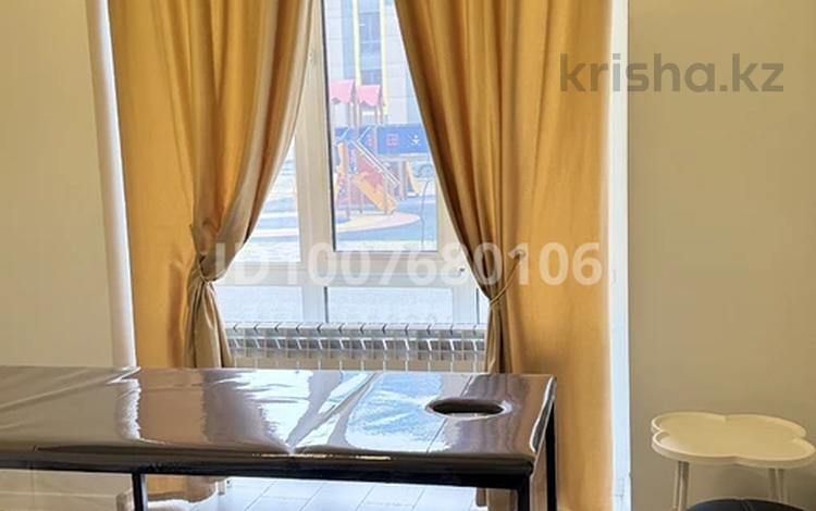 Салоны красоты · 11 м² за 150 000 ₸ в Астане, Нура р-н — фото 2