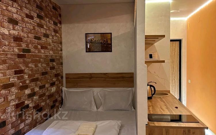 1-комнатная квартира · 25 м² · 2/15 этаж, Райымбека 210 за 14 000 ₸ в Алматы, Алмалинский р-н — фото 2