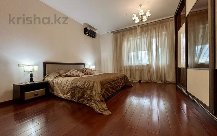 3-бөлмелі пәтер · 130 м² · 11/18 қабат, Курмангазы 145, бағасы: 550 000 ₸ в Алматы, Алмалинский р-н — фото 2