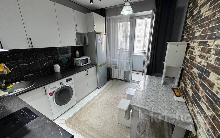 1-комнатная квартира · 40 м² · 8/13 этаж, Есенова 160/3 за 30.5 млн ₸ в Алматы, Жетысуский р-н — фото 7