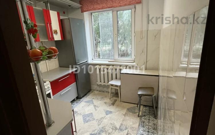 2-комнатная квартира · 47 м² · 1/5 этаж, мкр Шанхай 4/2 за 11 млн ₸ в Актобе — фото 2