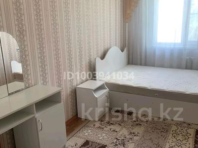 4-комнатная квартира · 62 м² · 5/5 этаж, Мажита жунисова 180 за 18 млн 〒 в Уральске, мкр Школьник