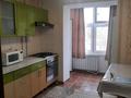 3-бөлмелі пәтер, 65 м², 2/5 қабат, мкр 4 19 — 4 микрорайон, бағасы: 28 млн 〒 в Уральске, мкр 4