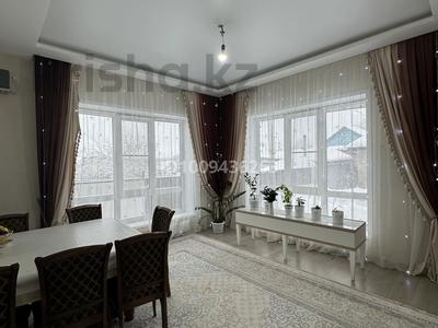 Жеке үй · 7 бөлме · 200 м² · 6 сот., Жазыкова 27А — Малышка, бағасы: 53 млн 〒 в Актобе