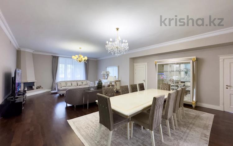 3-комнатная квартира · 221 м² · 3/5 этаж, Карашаш ана за 210 млн ₸ в Астане, Нура р-н — фото 16