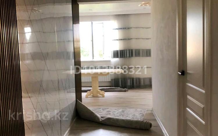 Отдельный дом · 3 комнаты · 110 м² · 6.5 сот., Райымбека 11 за 41 млн ₸ в  — фото 12