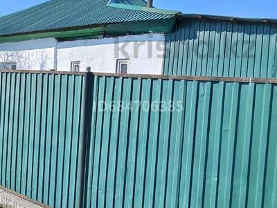 Отдельный дом · 4 комнаты · 140 м² · 10 сот., Тауелсиздик 80 — Улица Латиф Хамиди бывшая октябрьская за 8 млн ₸ в Сарканде