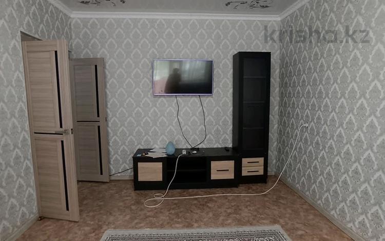 3-бөлмелі пәтер · 67 м² · 2/5 қабат, Алатау ш/а., бағасы: 18.2 млн ₸ в Таразе, мкр Алатау — фото 2