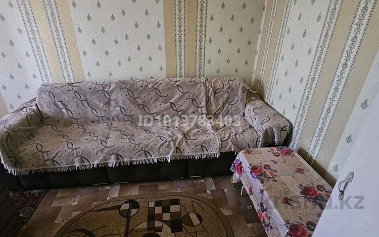 1-комнатная квартира · 30 м² · 5/5 этаж, 50 лет октября 116 за 6 000 ₸ в Рудном — фото 2
